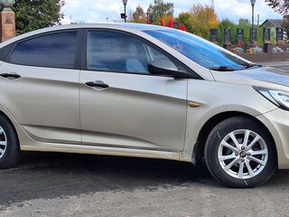 2011 Hyundai Solaris I, бежевый, 510000 рублей, вид 3