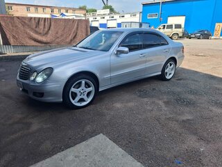 2007 Mercedes-Benz E-Класс 200 III (W211, S211) Рестайлинг, серебристый, 920000 рублей, вид 1