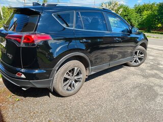 2017 Toyota RAV4 IV (XA40) Рестайлинг, чёрный, 2490000 рублей, вид 1
