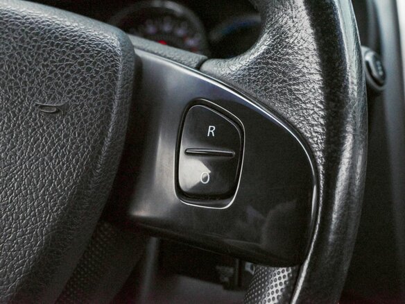 2014 Renault Sandero Stepway II, красный, 759000 рублей - вид 11