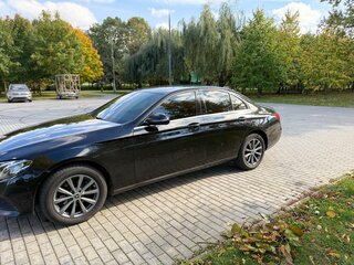 2020 Mercedes-Benz E-Класс 200 d V (W213, S213, C238), чёрный, 2685000 рублей, вид 3