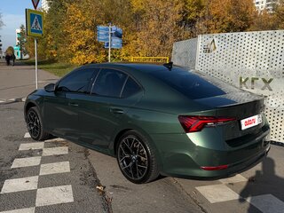 2022 Skoda Octavia IV (A8), зелёный, 2910000 рублей, вид 2