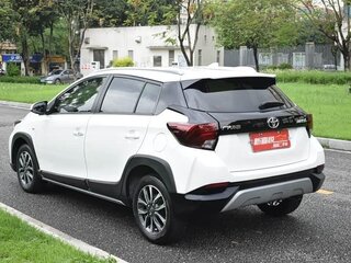 2023 Toyota Yaris L XP150 Рестайлинг, белый, 1170000 рублей, вид 4