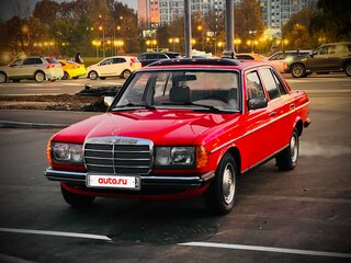 1984 Mercedes-Benz W123 230, красный, 2499999 рублей, вид 1