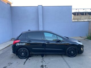 2010 Peugeot 308 I, чёрный, 400000 рублей, вид 2