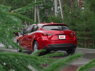 2015 Mazda Axela III, красный, 1200000 рублей, вид 3