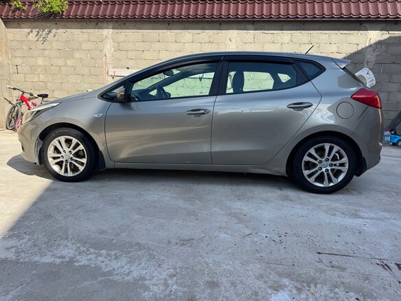 2014 Kia Ceed II, серый, 700000 рублей - вид 18