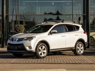 Toyota RAV4 IV (XA40)