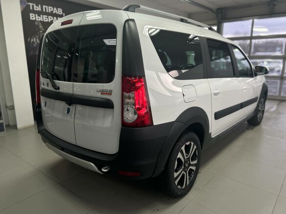2026 Lada (ВАЗ) Largus Cross I Рестайлинг, белый - вид 2