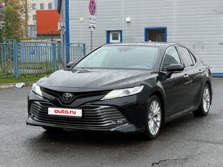 2020 Toyota Camry VIII (XV70), чёрный, 2110000 рублей, вид 1