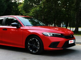2021 Honda Civic XI, красный, 3000000 рублей, вид 3