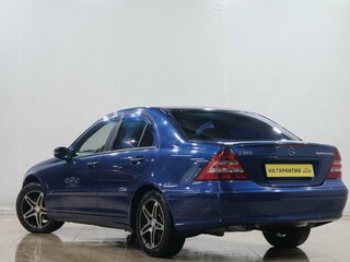 2005 Mercedes-Benz C-Класс 180 II (W203) Рестайлинг, синий, 699000 рублей, вид 4