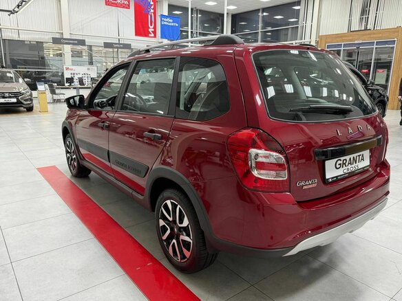 2026 Lada (ВАЗ) Granta Cross I Рестайлинг, красный - вид 8