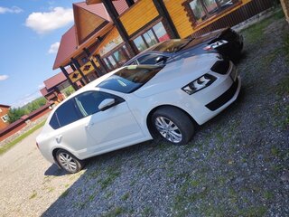2016 Skoda Octavia III (A7), белый, 1100000 рублей, вид 4