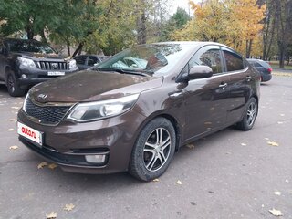 2017 Kia Rio III Рестайлинг, белый, 825000 рублей, вид 1