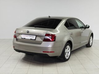 2020 Skoda Octavia III (A7) Рестайлинг, коричневый, 2108000 рублей, вид 5