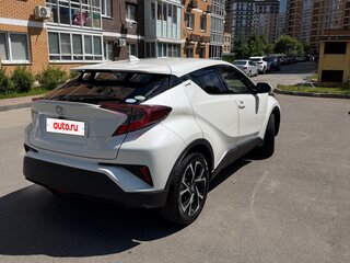 2018 Toyota C-HR I, белый, 1799000 рублей, вид 3