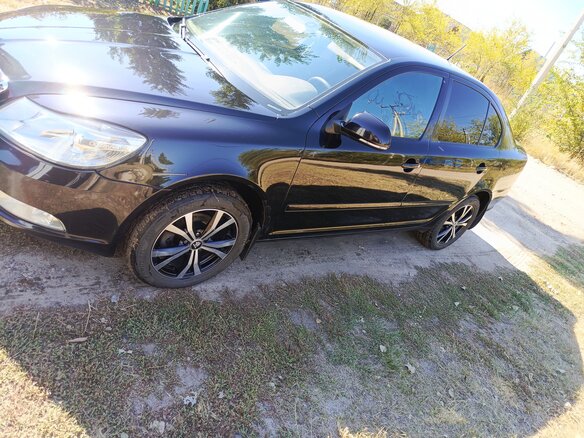 2012 Skoda Octavia II (A5) Рестайлинг, чёрный, 720000 рублей - вид 5