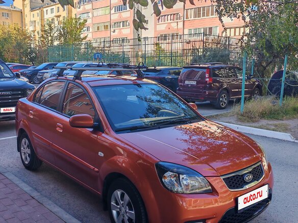 2011 Kia Rio II Рестайлинг, оранжевый, 490000 рублей - вид 5
