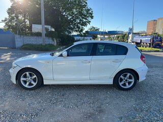 2011 BMW 1 серии 116i I (E81/E82/E87/E88) Рестайлинг, белый, 585000 рублей, вид 5
