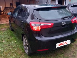2012 Kia Rio 5-speed III, чёрный, 690000 рублей, вид 3