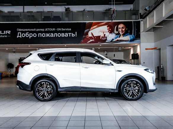 2026 Jetour X70+ I, белый - вид 2