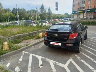 2012 Chevrolet Cruze I Рестайлинг, чёрный, 900000 рублей, вид 3