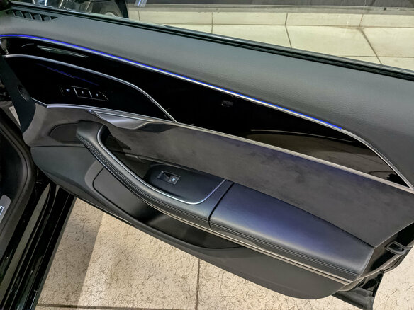 2018 Audi A8 50 TDI IV (D5), чёрный, 4500000 рублей - вид 23