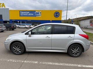 2012 Nissan Tiida I Рестайлинг, серебристый, 689000 рублей, вид 5