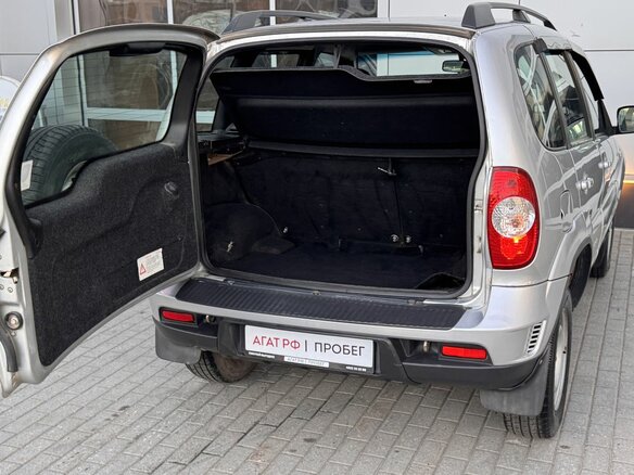 2013 Chevrolet Niva I Рестайлинг, серебристый - вид 19