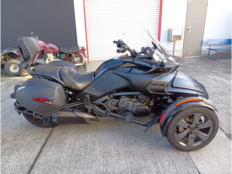 2016 BRP Can-Am Spyder, чёрный, 1280000 рублей, вид 2