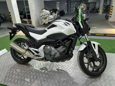 2014 Honda NC 750S, белый, 375000 рублей, вид 2