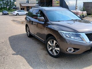 2015 Nissan Pathfinder IV, коричневый, 2000000 рублей, вид 3