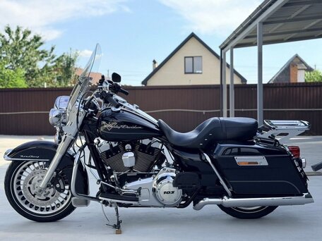 2013 Harley-Davidson Road King, чёрный, 1350000 рублей, вид 4