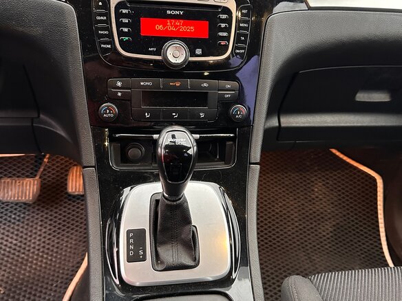 2012 Ford S-MAX I Рестайлинг, белый, 990000 рублей - вид 18