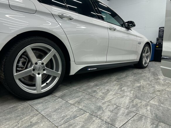 2016 BMW 5 серии 520d VI (F10/F11/F07) Рестайлинг, белый, 2100000 рублей - вид 16