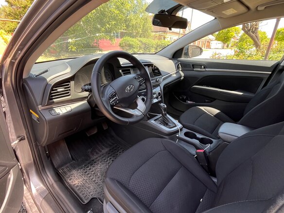 2018 Hyundai Elantra VI (AD) Рестайлинг, серый - вид 9