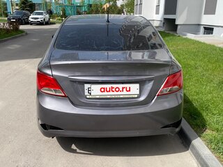 2016 Hyundai Solaris I Рестайлинг, серый, 600000 рублей, вид 3