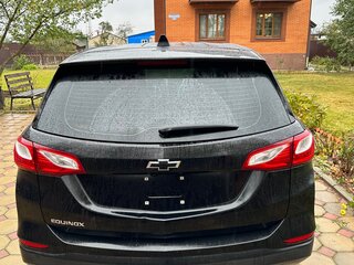 2018 Chevrolet Equinox III, чёрный, 1500000 рублей, вид 3