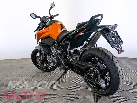 2026 KTM 790 Duke, оранжевый, 1150000 рублей - вид 5