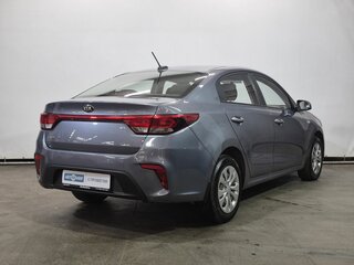 2017 Kia Rio IV, серый, 1399000 рублей, вид 5