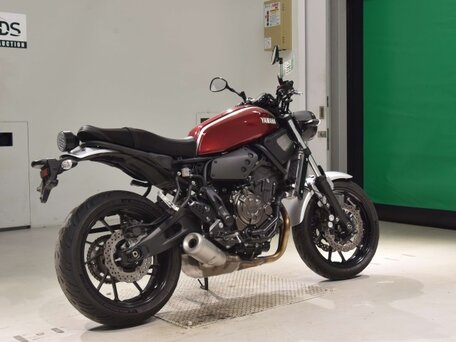 2022 Yamaha XSR700, пурпурный, 680000 рублей, вид 3