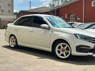 2020 Lada (ВАЗ) Granta Drive Active I Рестайлинг, белый, 950000 рублей, вид 5