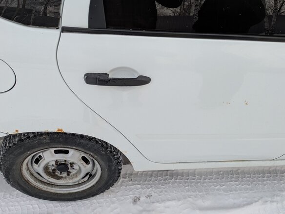 2013 Lada (ВАЗ) Granta I, белый, 300000 рублей - вид 6