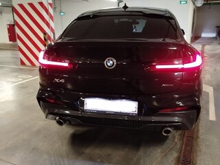 2020 BMW X4 30d II (G02), чёрный, 4750000 рублей, вид 3