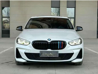 2023 BMW 1 серии 120i III (F52) Рестайлинг, белый, 1450000 рублей, вид 2
