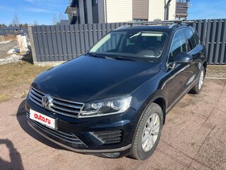 2017 Volkswagen Touareg II Рестайлинг, синий, 2800000 рублей, вид 1
