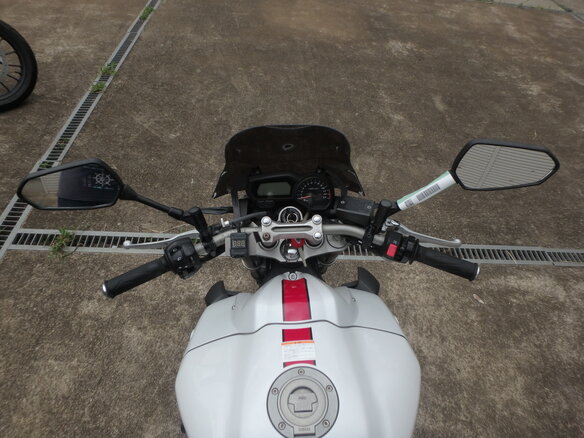 2008 Yamaha FZ1, белый, 650000 рублей - вид 18