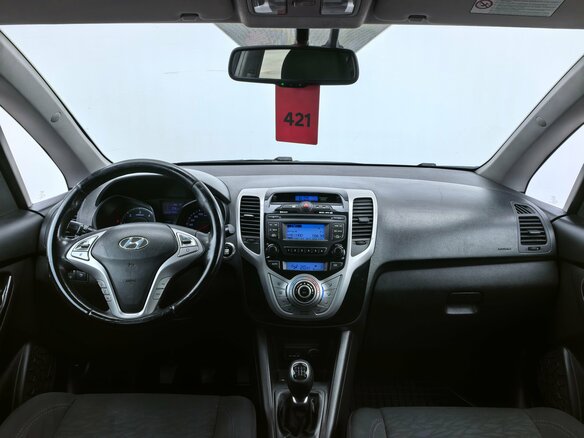 2010 Hyundai ix20 6-speed I, синий, 550000 рублей - вид 9