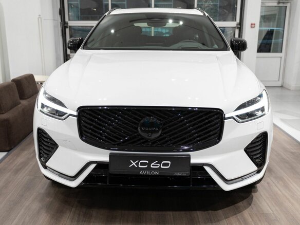 2025 Volvo XC60 II Рестайлинг 2, белый - вид 2